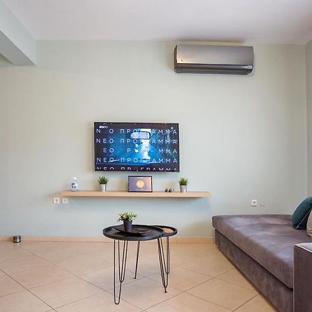 Joy Cozy Apartment Nea Iraklitsa エクステリア 写真