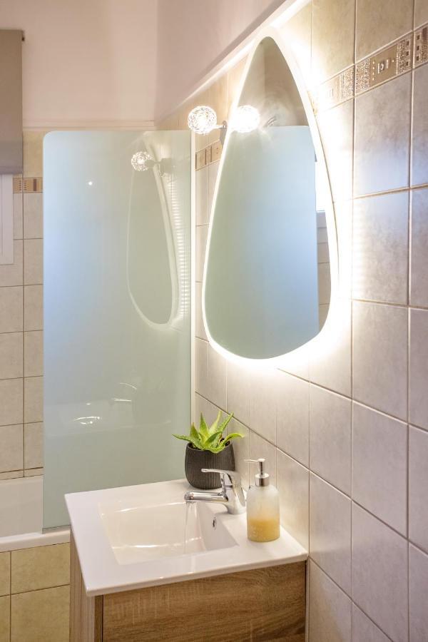 Joy Cozy Apartment Nea Iraklitsa エクステリア 写真