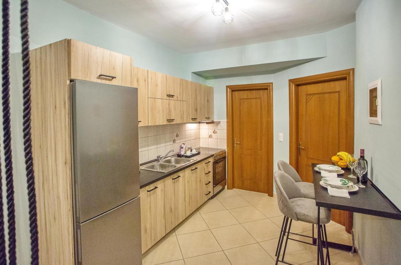 Joy Cozy Apartment Nea Iraklitsa エクステリア 写真